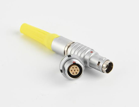 推拉自鎖航空連接器是否能夠實現多點連接？