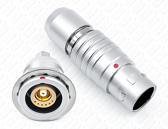 航插接口的插頭與插座如何配合？